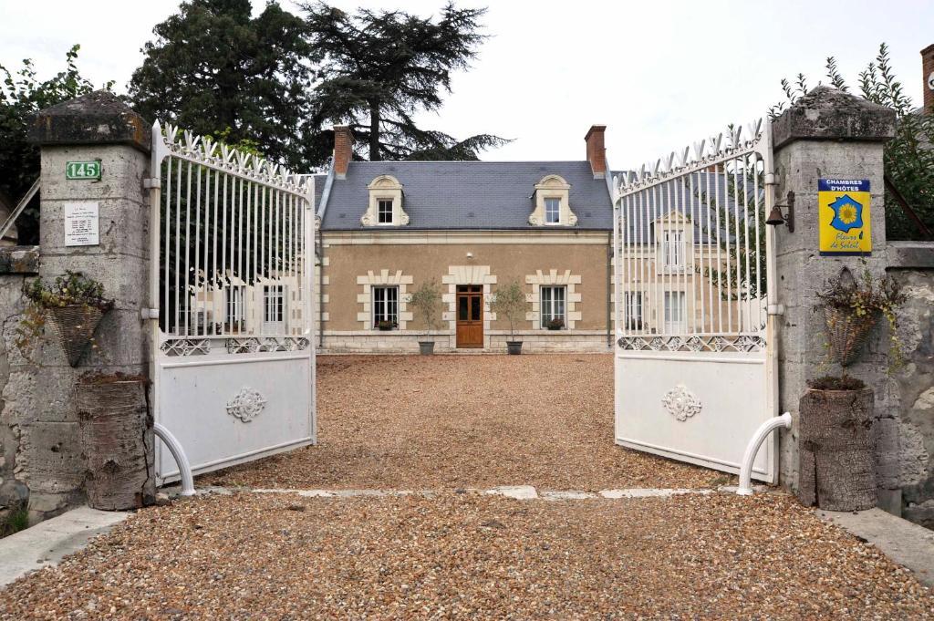 Chambres Et Tables D'Hotes Le Voriou Couddes Экстерьер фото